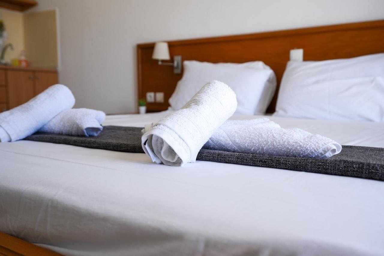 Double bed with fresh towels